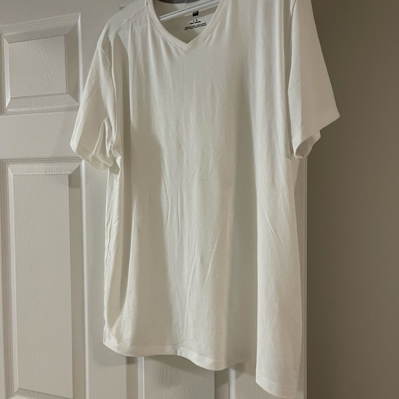 Brand new with tags MEC UV protective T-shirt - Picture 4 of 5